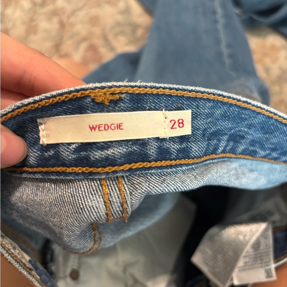 Levi's High Rise Wedgie Jeans in Classic Blue